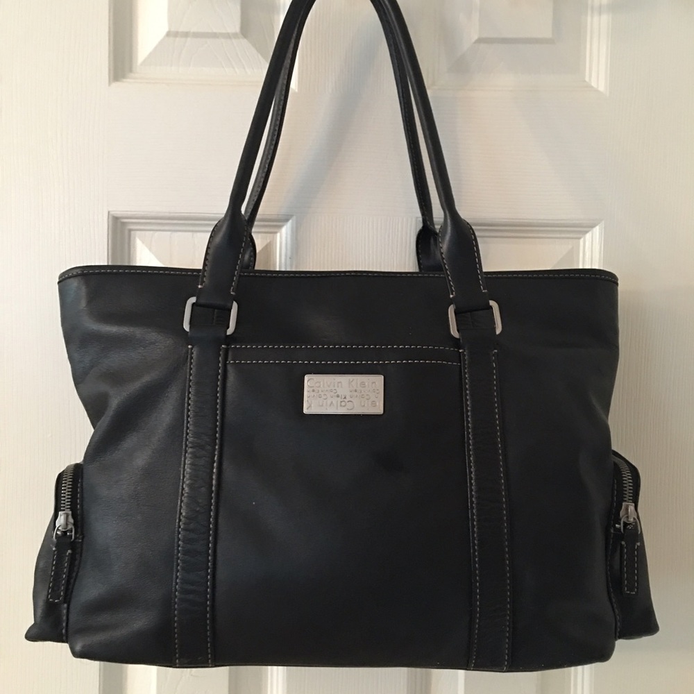 Calvin Klein Black Leather Shoulder Bag